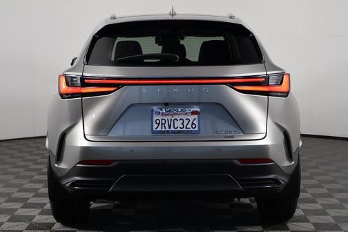 2025 Lexus NX 350h Premium