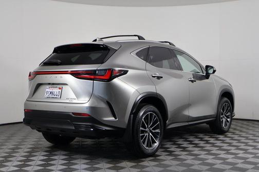 2025 Lexus NX 350h Premium