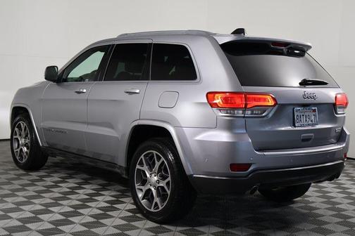 2018 Jeep Grand Cherokee Sterling Edition