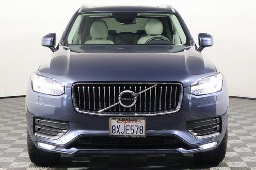 Denim Blue Metallic 2021 Volvo XC90 T6 Momentum