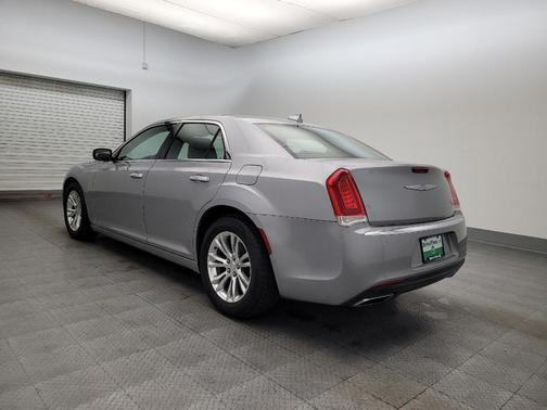 2017 Chrysler 300C Base