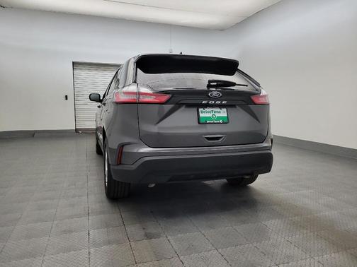 2021 Ford Edge SE