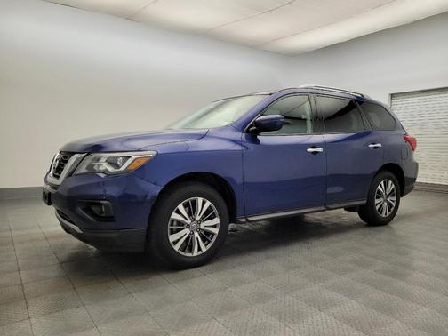 2018 Nissan Pathfinder SV