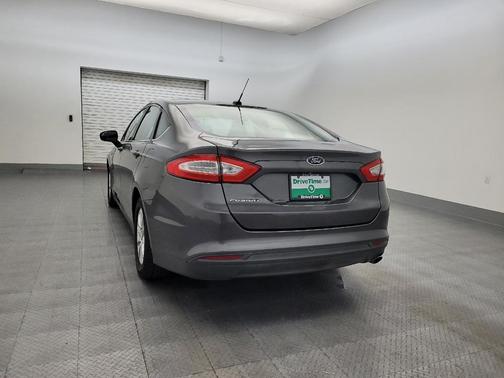 2016 Ford Fusion S