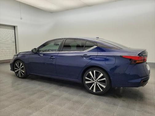 2021 Nissan Altima SR FWD