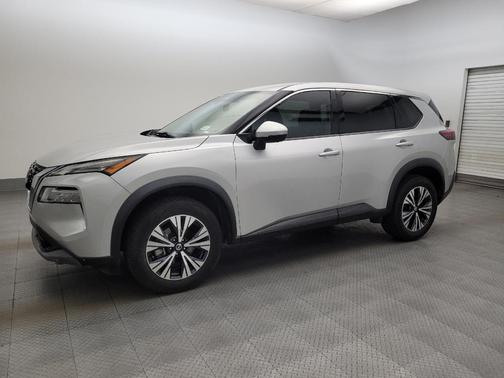 Brilliant Silver Metallic 2021 Nissan Rogue SV