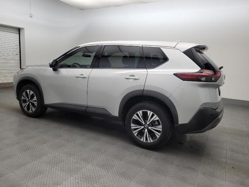 Brilliant Silver Metallic 2021 Nissan Rogue SV
