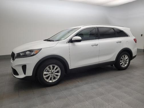 Snow White Pearl 2019 Kia Sorento LX