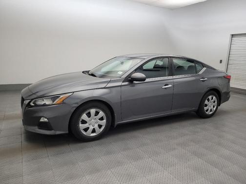 Gun Metallic 2019 Nissan Altima 2.5 S