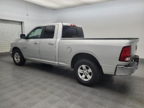 Bright Silver Metallic Clearcoat 2018 RAM 1500 SLT