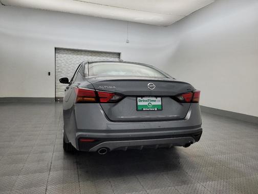 2020 Nissan Altima SR FWD