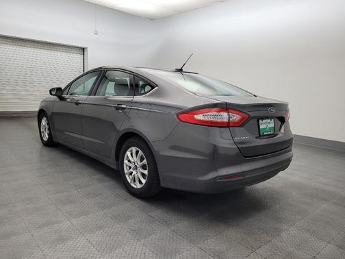 2016 Ford Fusion S