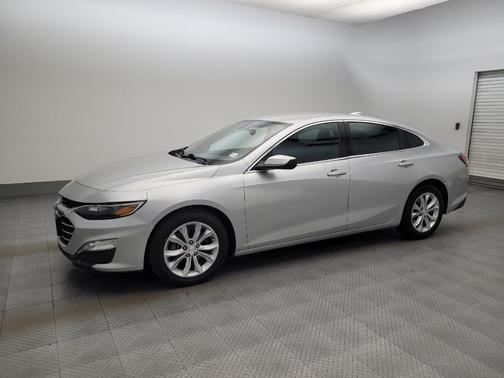 Silver Ice Metallic 2020 Chevrolet Malibu FWD LT