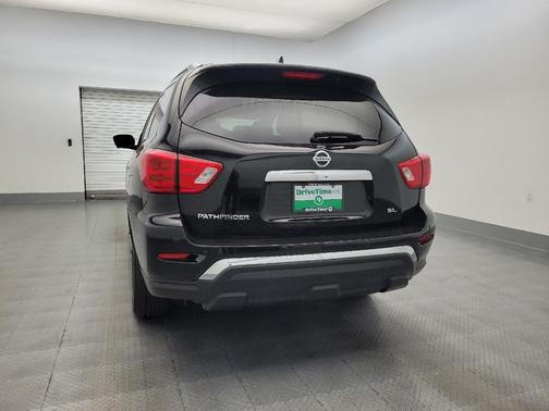 2020 Nissan Pathfinder SL 2WD