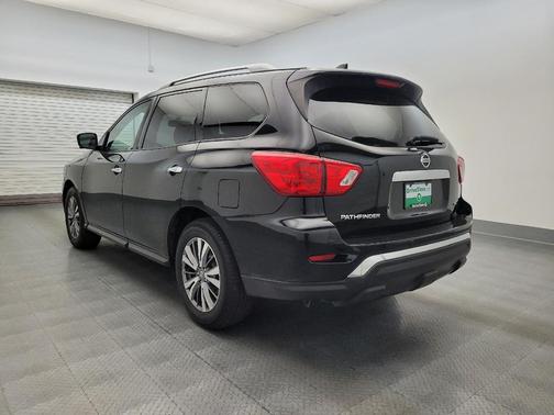 2020 Nissan Pathfinder SL 2WD