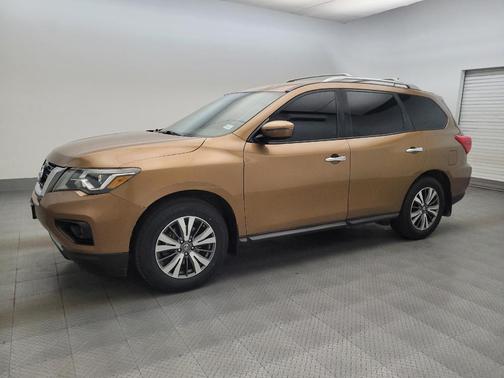 Sandstone 2017 Nissan Pathfinder SV