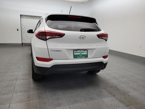2016 Hyundai TUCSON SE
