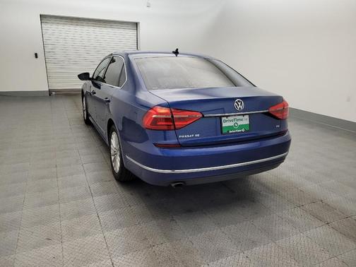 2016 Volkswagen Passat 1.8T SE