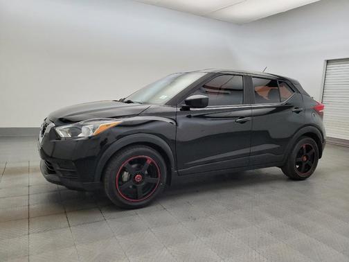 2020 Nissan Kicks S