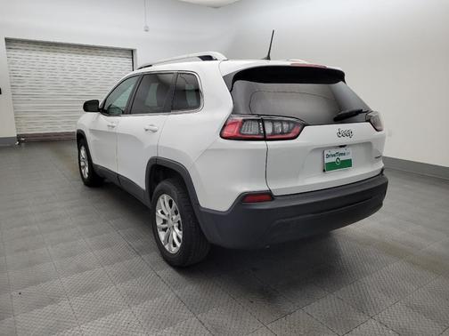 Bright White Clearcoat 2019 Jeep Cherokee Latitude