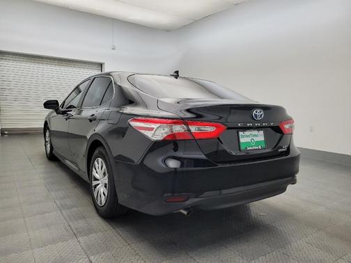 2019 Toyota Camry Hybrid LE