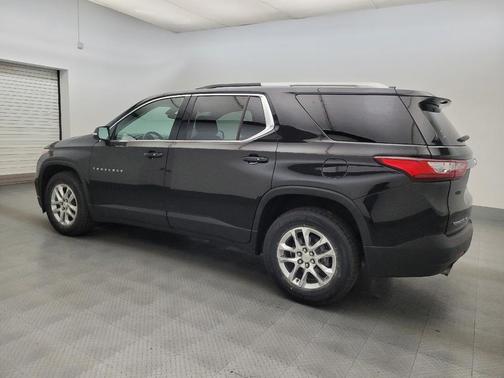 Mosaic Black Metallic 2018 Chevrolet Traverse LT Cloth