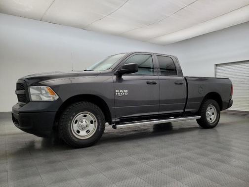 Granite Crystal Metallic Clearcoat 2019 RAM 1500 Tradesman