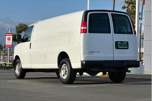 2022 Chevrolet Express 2500 RWD 2500 Extended Wheelbase WT