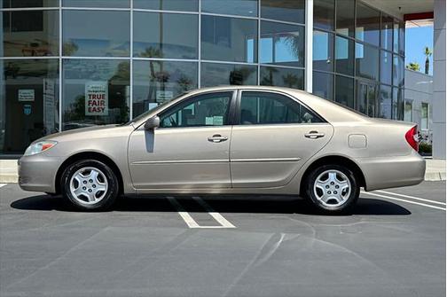 2002 Toyota Camry LE V6
