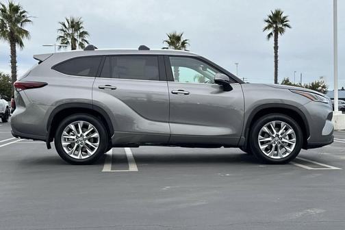 2026 Toyota Highlander Limited