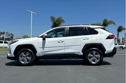 2023 Toyota RAV4 Hybrid LE