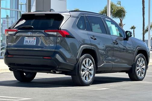 Magnetic Gray Metallic 2020 Toyota RAV4 XLE Premium