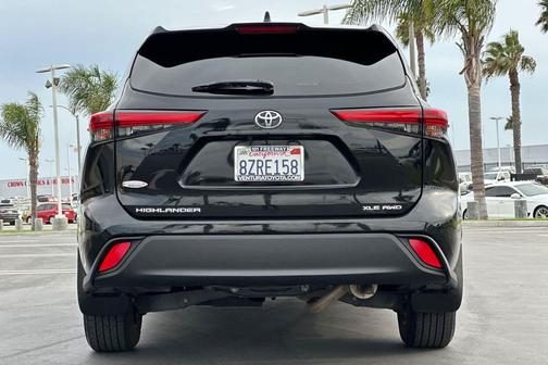 2022 Toyota Highlander XLE