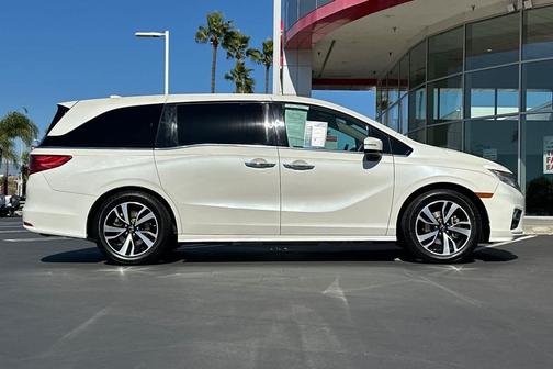 2018 Honda Odyssey Elite