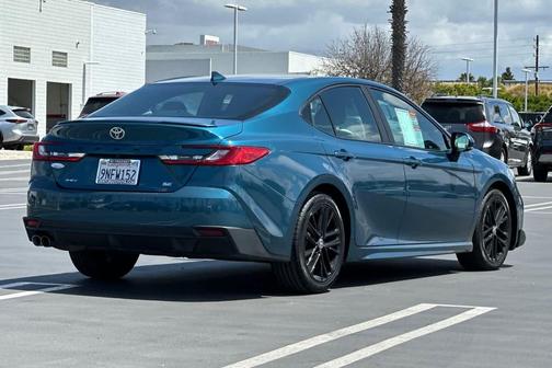 Ocean Gem 2025 Toyota Camry SE