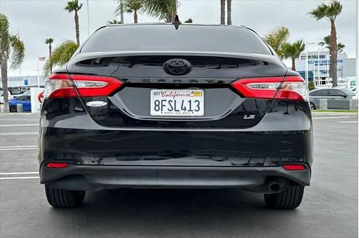 2018 Toyota Camry LE