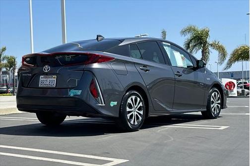 2020 Toyota Prius Prime LE
