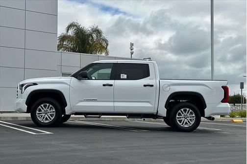 2025 Toyota Tundra SR5