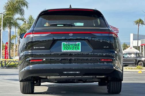 Black 2026 Toyota Crown Signia XLE