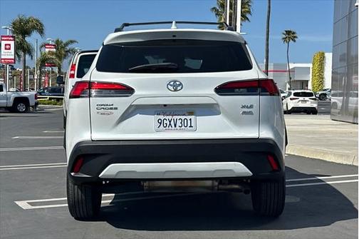 2023 Toyota Corolla Cross XLE