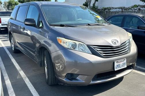 2011 Toyota Sienna Base