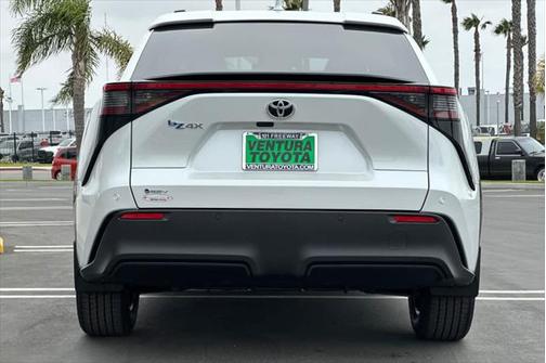 2025 Toyota bZ4X XLE