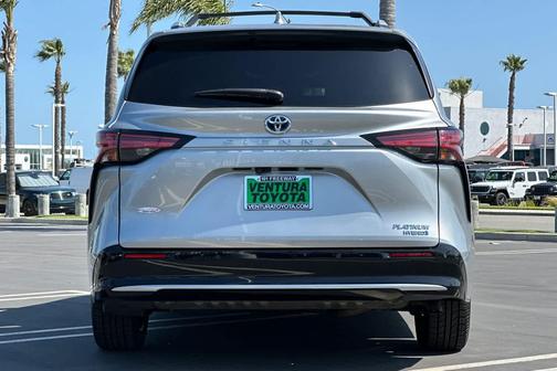 Celestial Silver Metallic 2021 Toyota Sienna Platinum