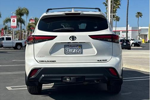 2021 Toyota Highlander XLE