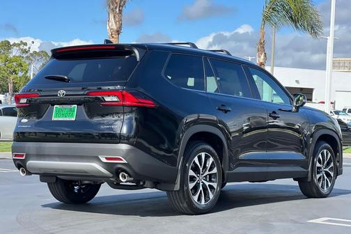 2026 Toyota Grand Highlander Hybrid Limited MAX