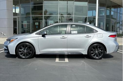 2025 Toyota Corolla Hybrid SE