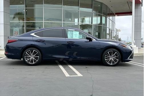 2024 Lexus ES 350 Base