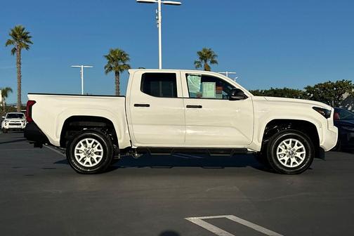 2024 Toyota Tacoma SR