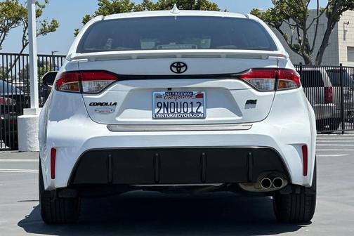Ice Cap 2024 Toyota Corolla SE