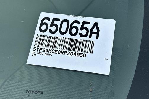 Ice Cap 2024 Toyota Corolla SE
